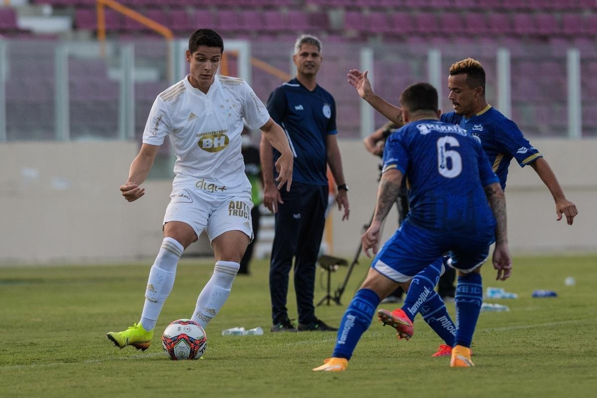 Fotos do jogo entre Confiana e Cruzeiro, pela Srie B