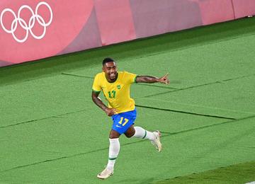 Em jogo tenso em Yokohama, Malcom sai do banco de reservas para marcar gol salvador e garantir a medalha de ouro nos Jogos Olímpicos de Tóquio 