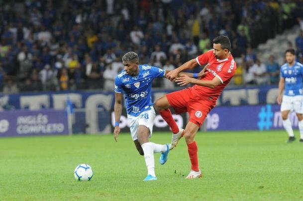 Gol do Internacional deixou Cruzeiro abatido no segundo tempo