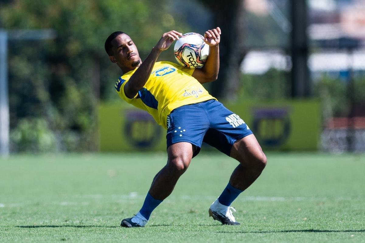 Matheus Neris - Como foi contratado em 2021, seu nome não consta no balanço divulgado pelo Cruzeiro.