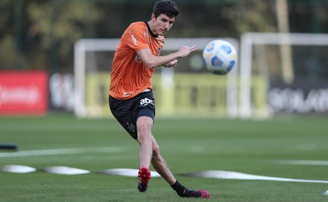 Com retorno de Nacho, Atlético tenta melhorar desempenho ofensivo no Brasileiro