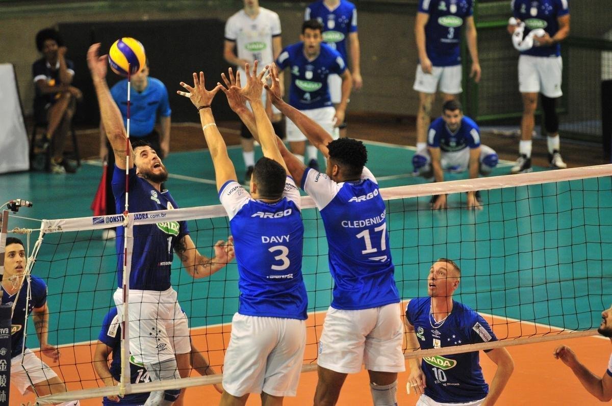 Final no Ginsio do Riacho foi marcada por muito equilbrio, mas prevaleceu maior qualidade do Cruzeiro