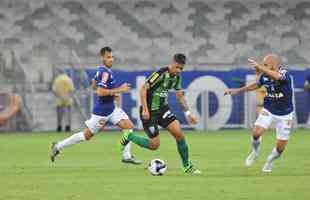 Cruzeiro e Amrica empataram em 1 a 1, no dia 28 de fevereiro de 2016, no Mineiro, em Belo Horizonte, pela 5 rodada do Campeonato Mineiro. Bryan marcou para o Coelho e De Arrascaeta marcou para a Raposa.