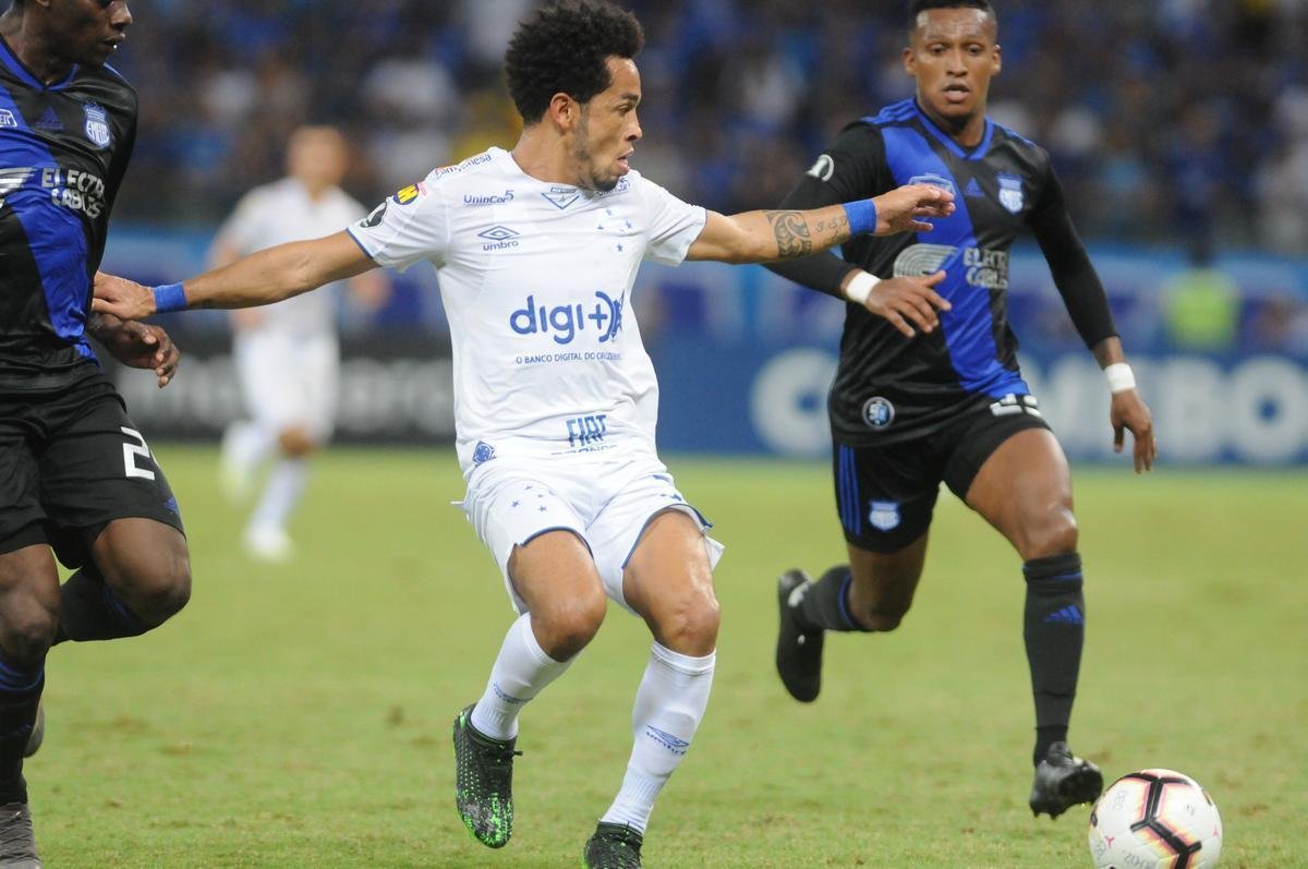 Equipes se enfrentaram pela sexta rodada do Grupo B da Copa Libertadores