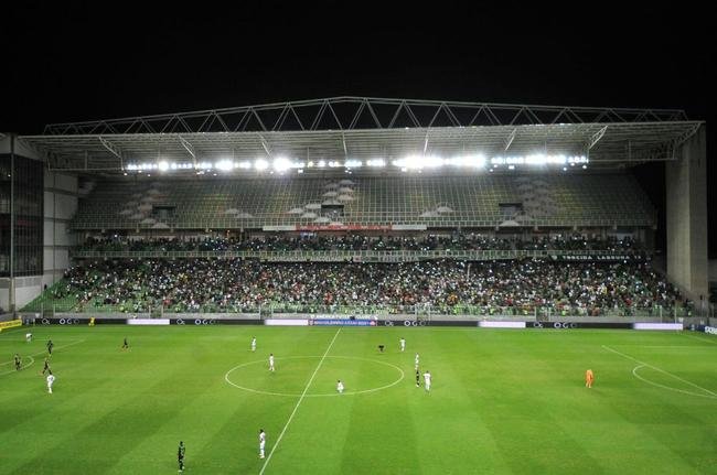 Jogadores, comisso tcnica, dirigentes e torcedores foram ao delrio no Independncia com classificao do Amrica  Libertadores