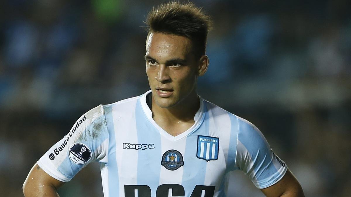 Lautaro Martnez, atacante do Racing,  uma das promessas do futebol argentino