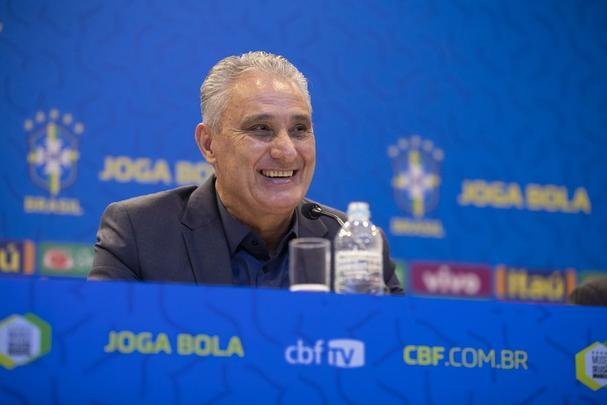 Tcnico Tite convocou a equipe nacional para jogos nos Estados Unidos, em setembro.