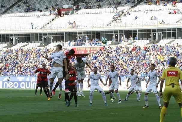 Imagens da partida entre Cruzeiro e Sport, duelo vlido pela 21 rodada da Srie A do Campeonato Brasileiro
