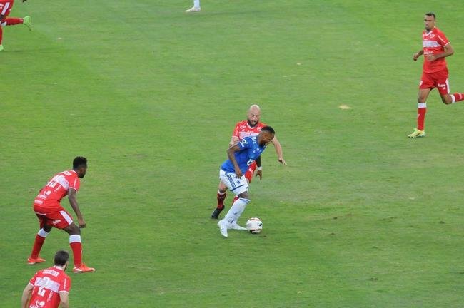 Fotos do jogo entre Cruzeiro e CRB, no Mineiro, em Belo Horizonte, pela 11 rodada da Srie B do Brasileiro