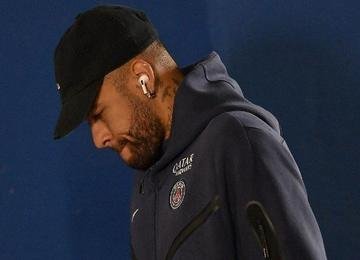 Comunicado de que o jogador vai terá que ser operado no tornozelo foi feito nesta segunda-feira (6), em uma nota divulgada pelo Paris Saint-Germain