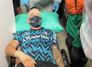 Meio-campo paraguaio passou a noite em observação e está com traumatismo craniano e concussão cerebral 