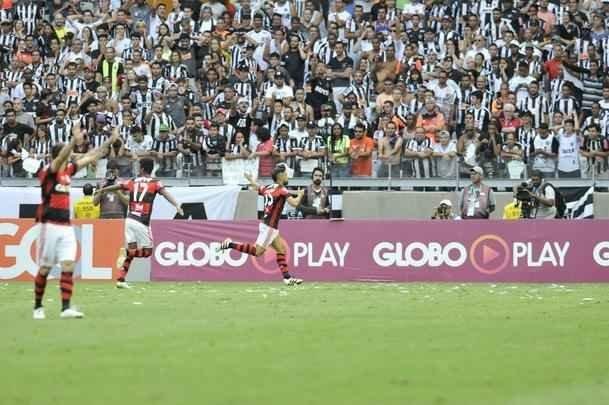 Fotos do jogo entre Atltico e Flamengo no Mineiro