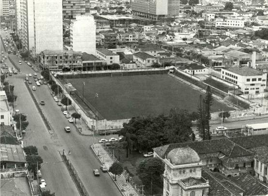 Estádio Juscelino Kubitschek de Oliveira pertenceu ao Cruzeiro (construído em 1922 e demolido em 1985)