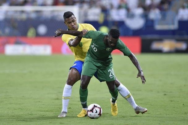 Seleções se enfrentaram em amistoso na cidade de Riad, capital da Arábia Saudita, no estádio King Saud