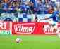 Raniel minimiza dores no joelho e comemora protagonismo na vitria do Cruzeiro: 'A dvida vai ficar na cabea do treinador'