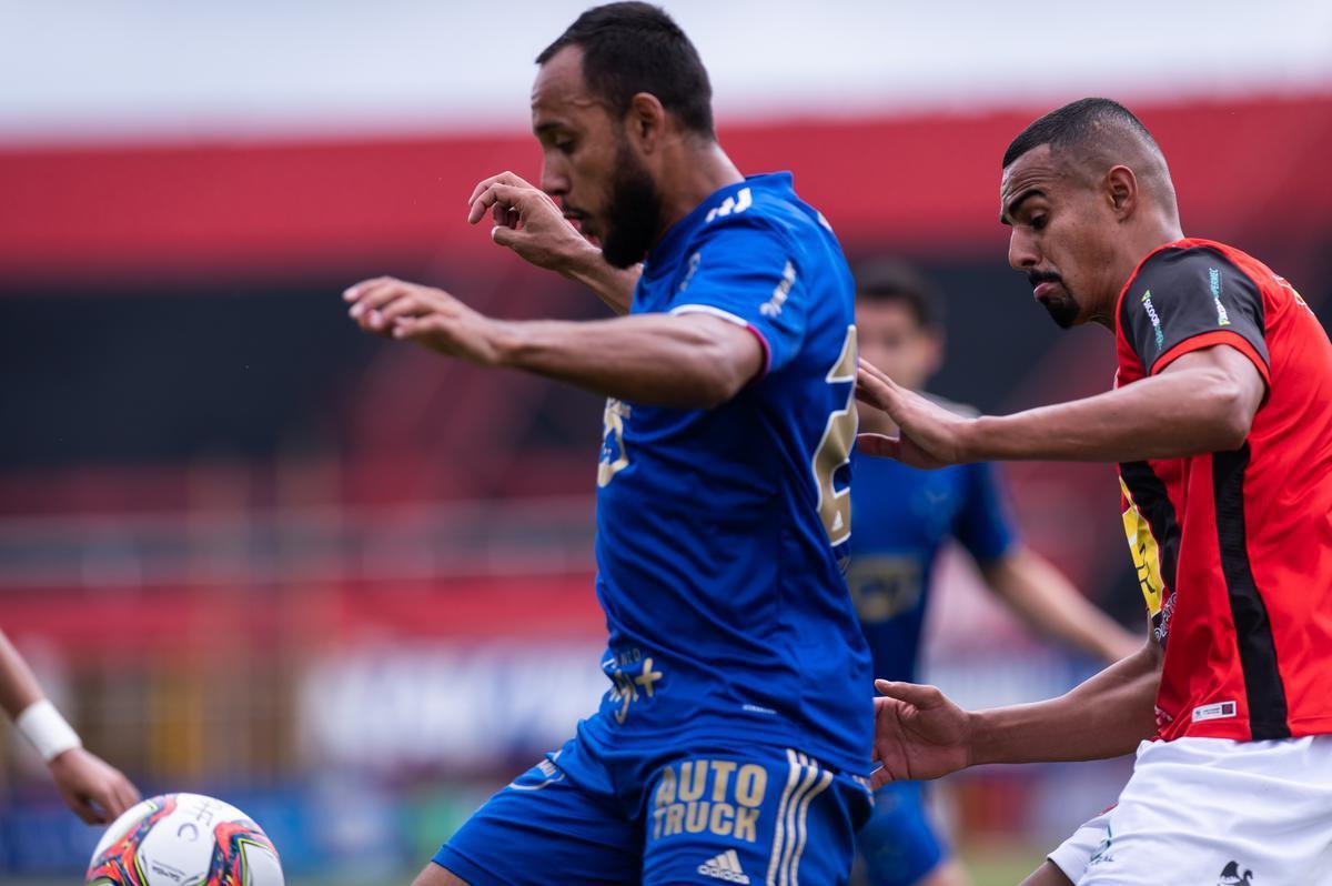 Fotos do jogo entre Pouso Alegre e Cruzeiro, pela 10ª rodada do Campeonato Mineiro, no estádio Manduzão