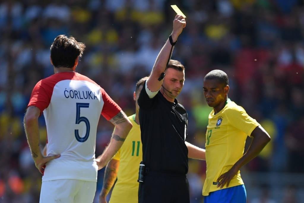 Seleo Brasileira venceu a Crocia por 2 a 0, com gols de Neymar e Roberto Firmino