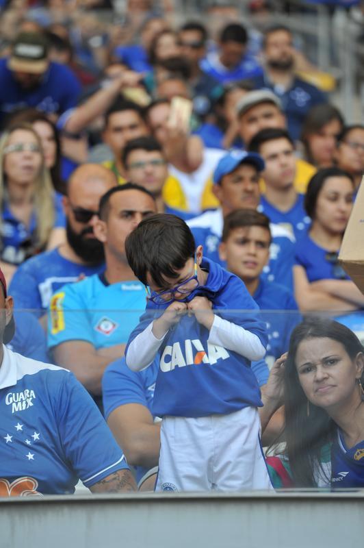 Torcedores de Cruzeiro e Botafogo, no Mineiro, em duelo pela 19 rodada do Brasileiro