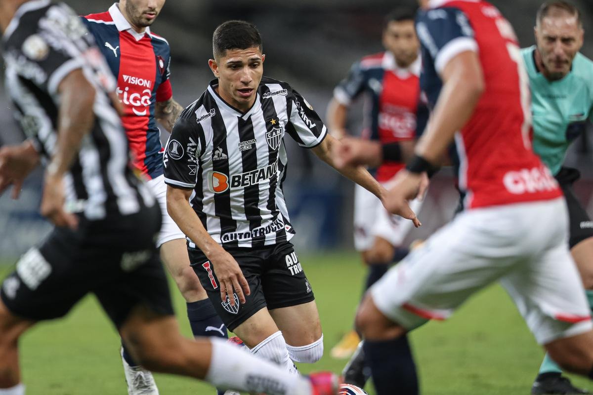 Fotos do jogo entre Atltico e Cerro Porteo-PAR, no Mineiro, em Belo Horizonte, pelo Grupo H da Copa Libertadores