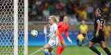 Imagens do duelo entre EUA e Nova Zelndia, no Mineiro, pelo torneio de futebol feminino do Rio 2016