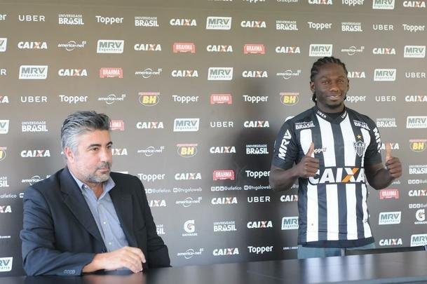 Meia-atacante estava no Junior Barranquilla e assinou contrato com o Atltico at junho de 2023