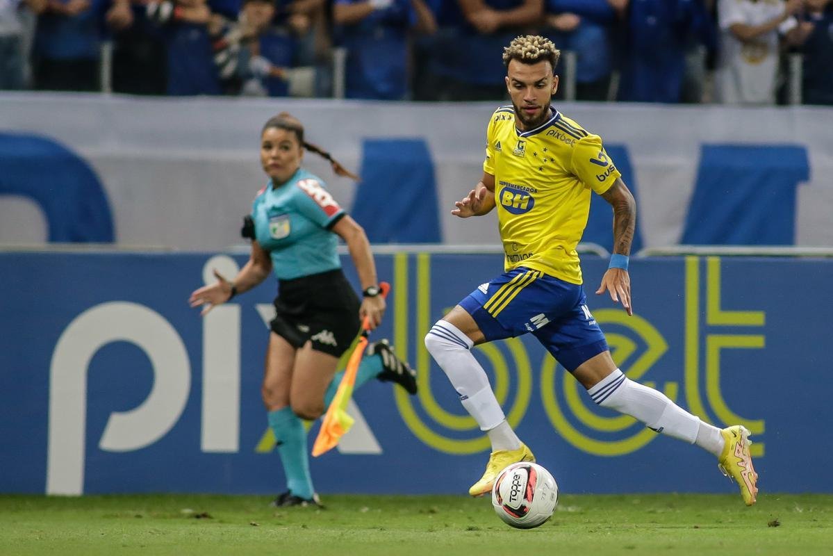 As melhores fotos do jogo entre Cruzeiro e Operrio-PR, no Mineiro, em Belo Horizonte, pela 29 rodada da Srie B do Brasileiro