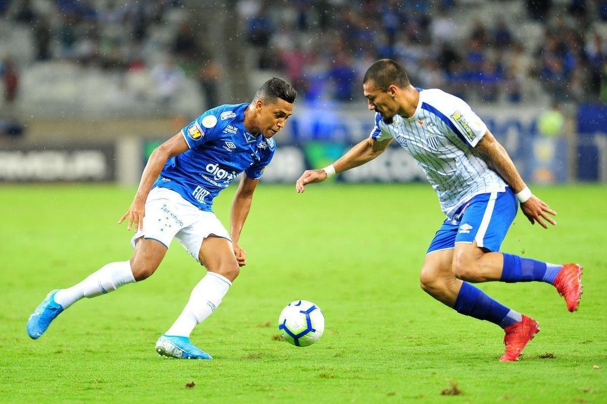 Fotos do segundo tempo do duelo entre Cruzeiro e Ava, no Mineiro, pelo Brasileiro