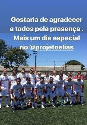 Elias participou de partida de futebol beneficente