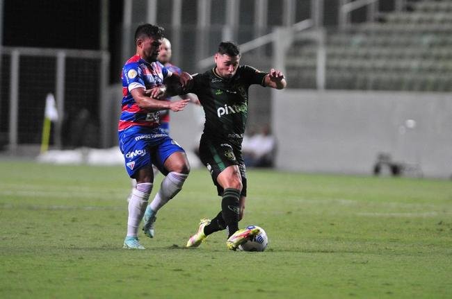 Fotos da vitria do Amrica sobre o Fortaleza, por 2 a 1, no Independncia, pela 29 rodada da Srie A do Campeonato Brasileiro