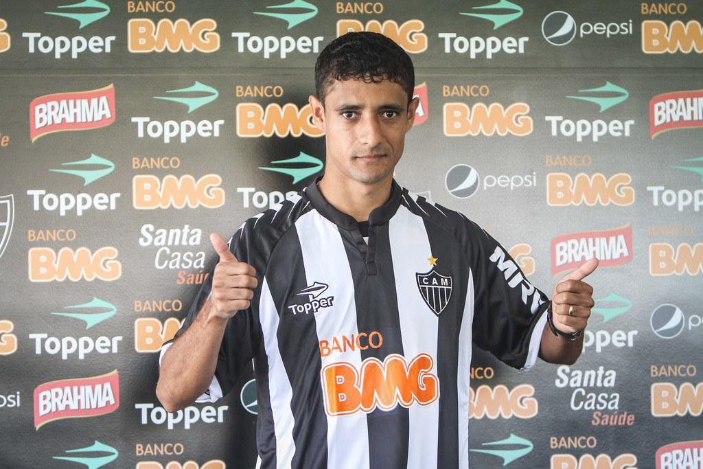 Juninho - atacante