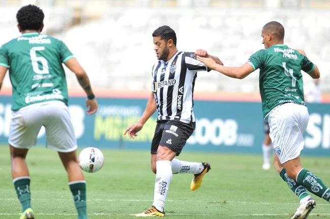 Fotos do jogo de ida da semifinal do Campeonato Mineiro, entre Caldense e Atltico, no Mineiro, em Belo Horizonte