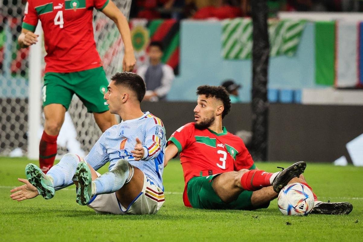 No Estdio Cidade da Educao, Marrocos e Espanha se enfrentam pelas oitavas de final da Copa do Mundo do Catar