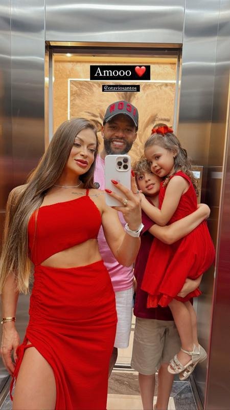 Otvio passou o Natal com a esposa e famlia