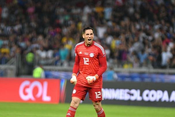 Fotos do empate por 1 a 1 entre Argentina e Paraguai, no Mineiro, pela Copa Amrica