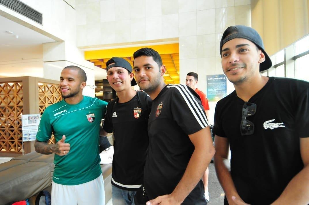 Grupo do Deportivo Lara conversou com a imprensa nesta tera