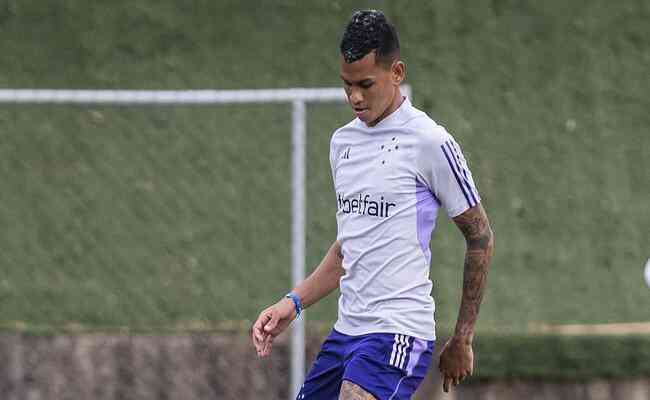 Jovem promissor contratado em janeiro deste ano vai reforar meio-campo do Cruzeiro