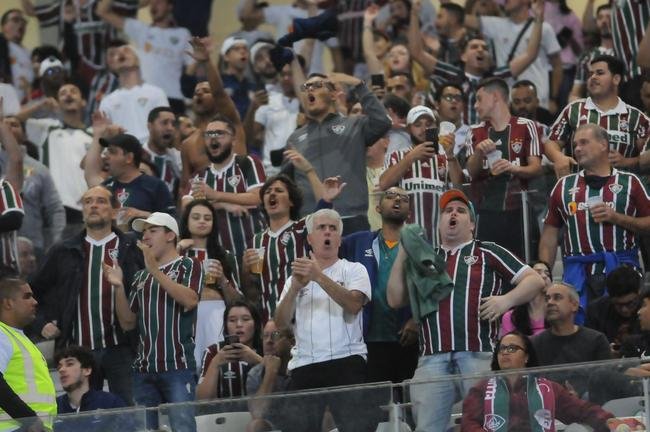 Fotos da torcida do Fluminense na partida de volta das oitavas de final da Copa do Brasil, no Mineiro, contra o Cruzeiro