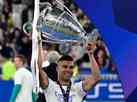Casemiro celebra quinto título de Liga dos Campeões pelo Real Madrid 