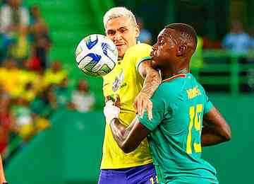 Convocação com bate-volta de técnico interino antecedeu derrota vexatória para Senegal