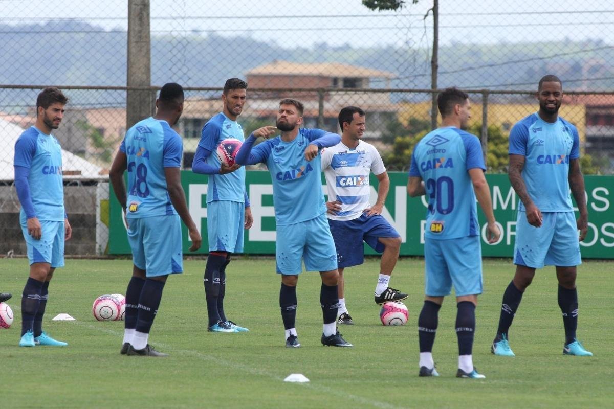Imagens do treino do Cruzeiro nesta segunda-feira, 19 de fevereiro, na Toca da Raposa II
