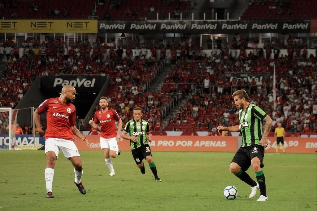 Amrica enfrentou o Internacional, no Beira-Rio, em Porto Alegre, pela 34 rodada do Brasileiro