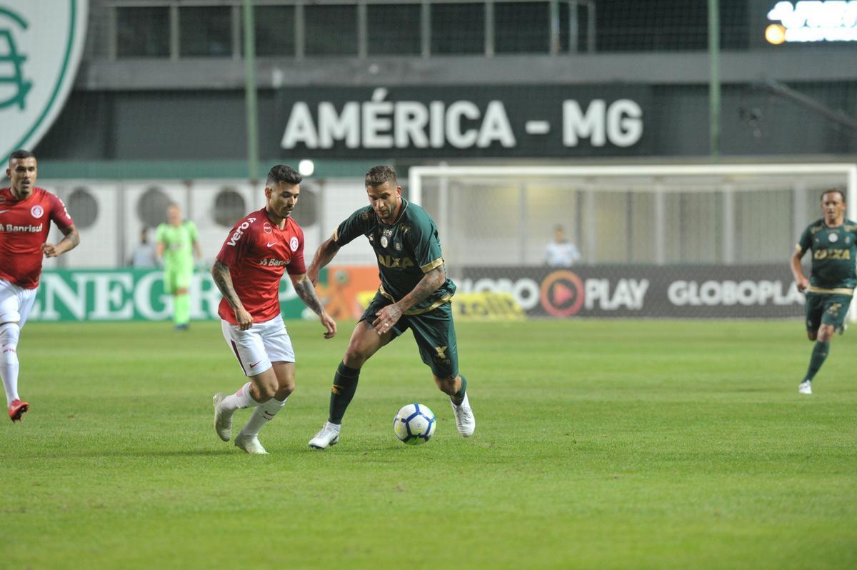 Fotos do jogo entre Amrica e Internacional, no Independncia, pela 15 rodada do Campeonato Brasileiro