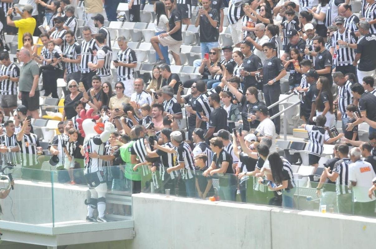 Fotos da inaugurao da Arena MRV