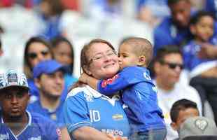 Mames tomam conta das arquibancadas do Mineiro para o duelo entre Cruzeiro e Sport