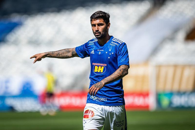 Patrick Brey (lateral-esquerdo)