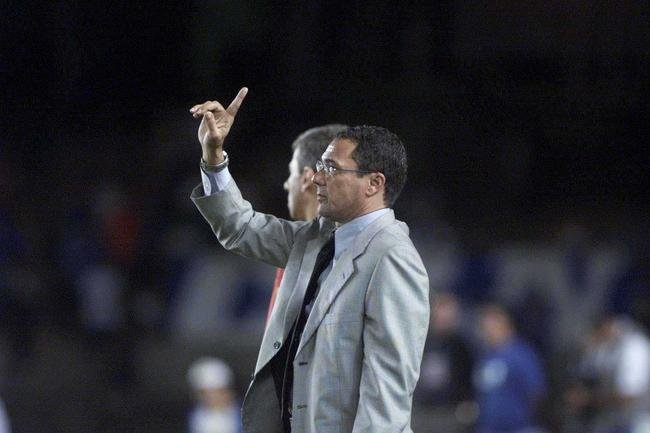 11 de junho de 2003 - Luxemburgo na vitria por 3 a 1 sobre o Flamengo, no Mineiro, que deu o ttulo da Copa do Brasil ao Cruzeiro