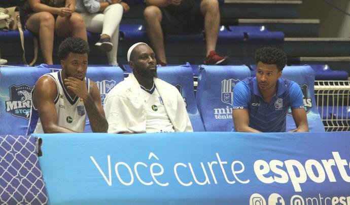 Mesmo sem contar Leandrinho, cestinha do NBB, o Minas venceu o Braslia em Belo Horizonte