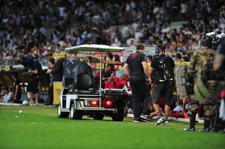 Fotos da vitria do Atltico sobre o Athletico-PR, no Mineiro, no jogo de ida da final da Copa do Brasil