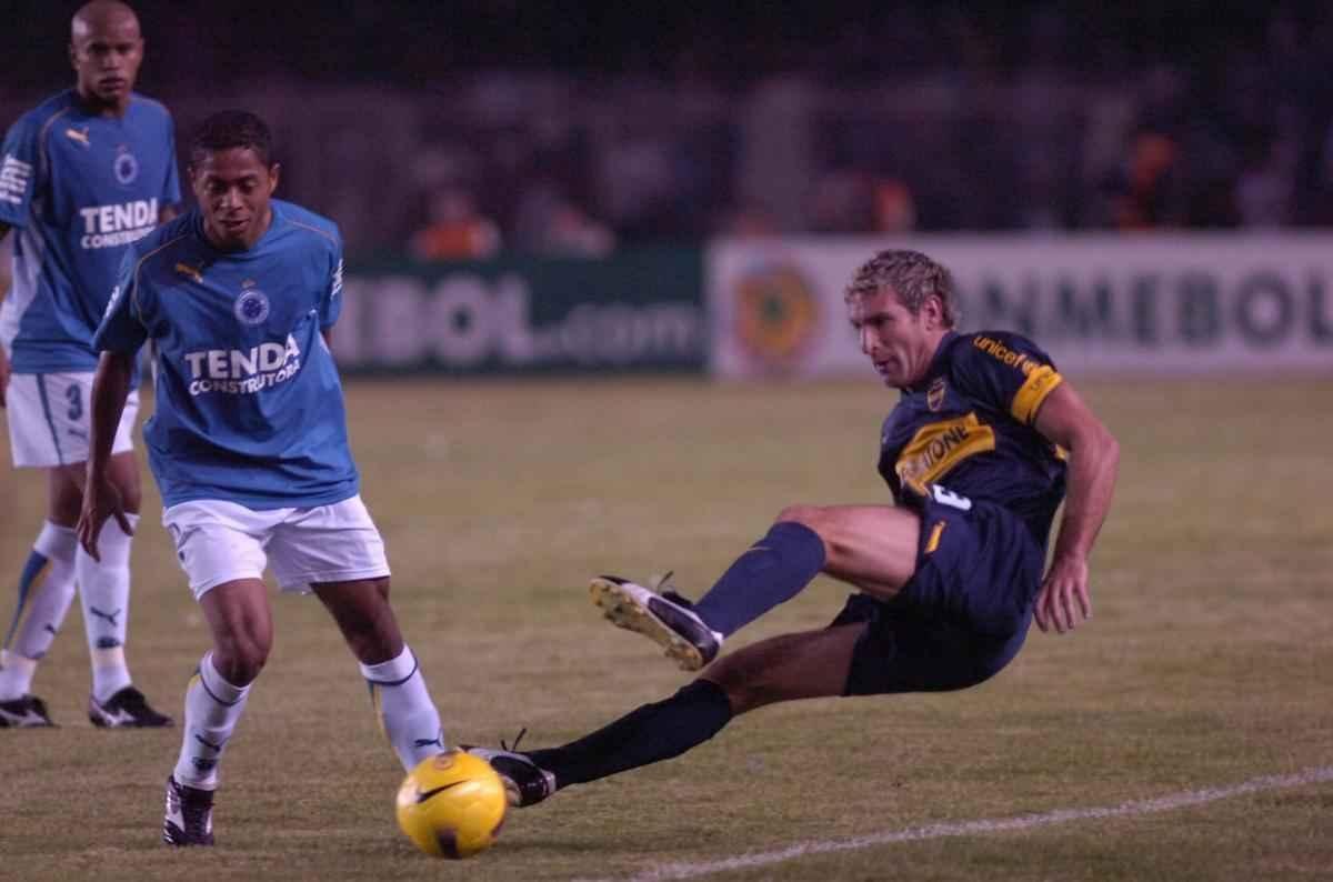 2008 - Copa Libertadores - Cruzeiro foi eliminado nas oitavas de final ao ser derrotado pelo Boca Juniors. Imagem da partida diante dos argentinos, no Mineiro