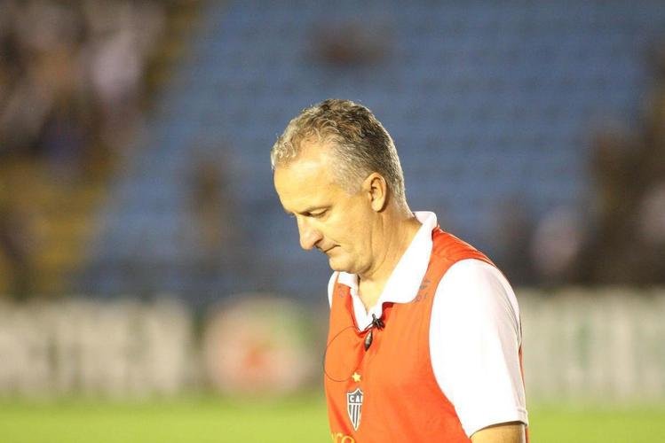 Dorival Jnior - Tcnico do Atltico na Srie A em 2010 e 2011. Ajudou o time a escapar do rebaixamento em 2010.
